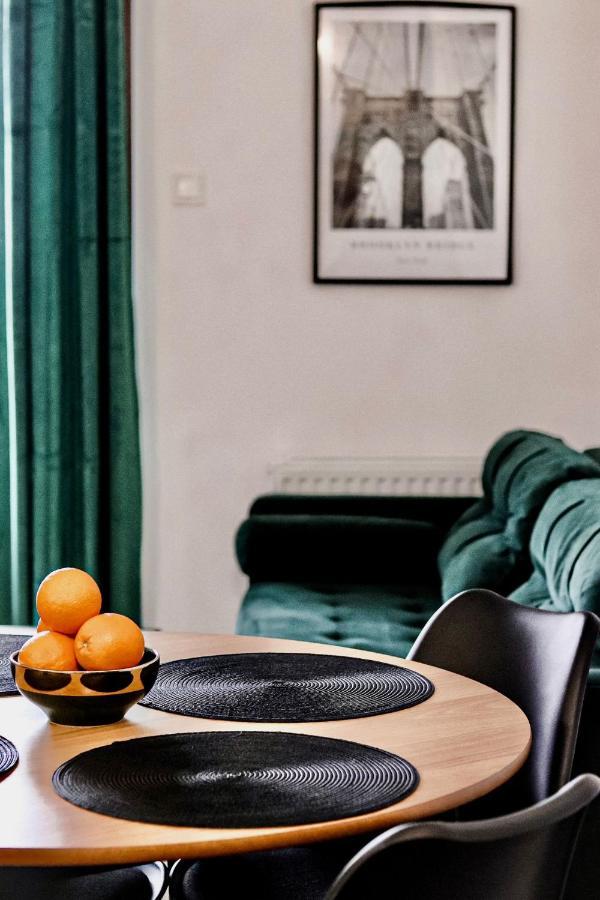 Lavender Hill Apartment กดัญสก์ ภายนอก รูปภาพ