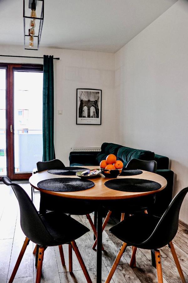 Lavender Hill Apartment กดัญสก์ ภายนอก รูปภาพ